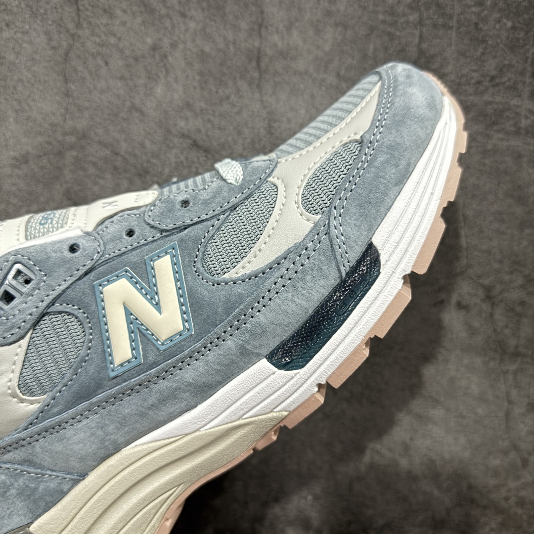  
Kith x New Balance NB992 第一代总统复古慢跑鞋 天蓝 U992KT

原鞋购