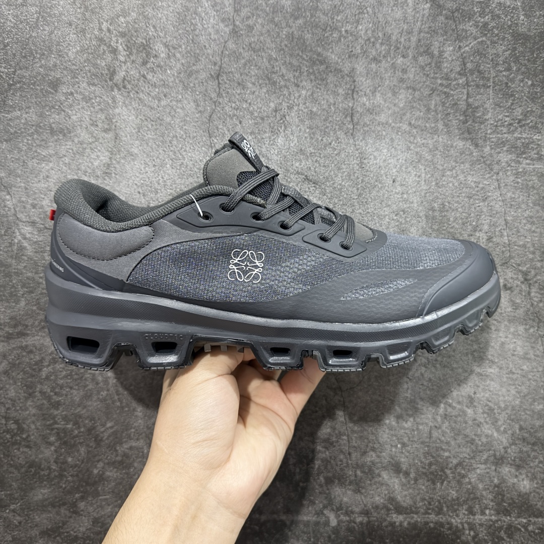 【得物版本】On昂跑 x LOEWE罗意威 Cloudventure 织物 跑步 户外轻便百搭系带 减震 低帮 运动休闲鞋 市面最优版本 附赠原厂布袋 原版开发 原材1比1打造 采用工程飞织网布组合再生聚酯纤维鞋面材质搭载独家隐藏速度中板 镂空CloudTec科技 泡棉缓震中底 黑科技跑出圈的时尚运动新宠 尺码:36 37 38 39 40 41 42 43 44 45-选品中心