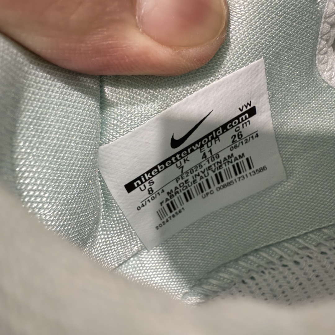  
NK Zoom Kobe 6 Protro 科比六代—PE杰伦·布伦森
科比6金蓝  PE2025-