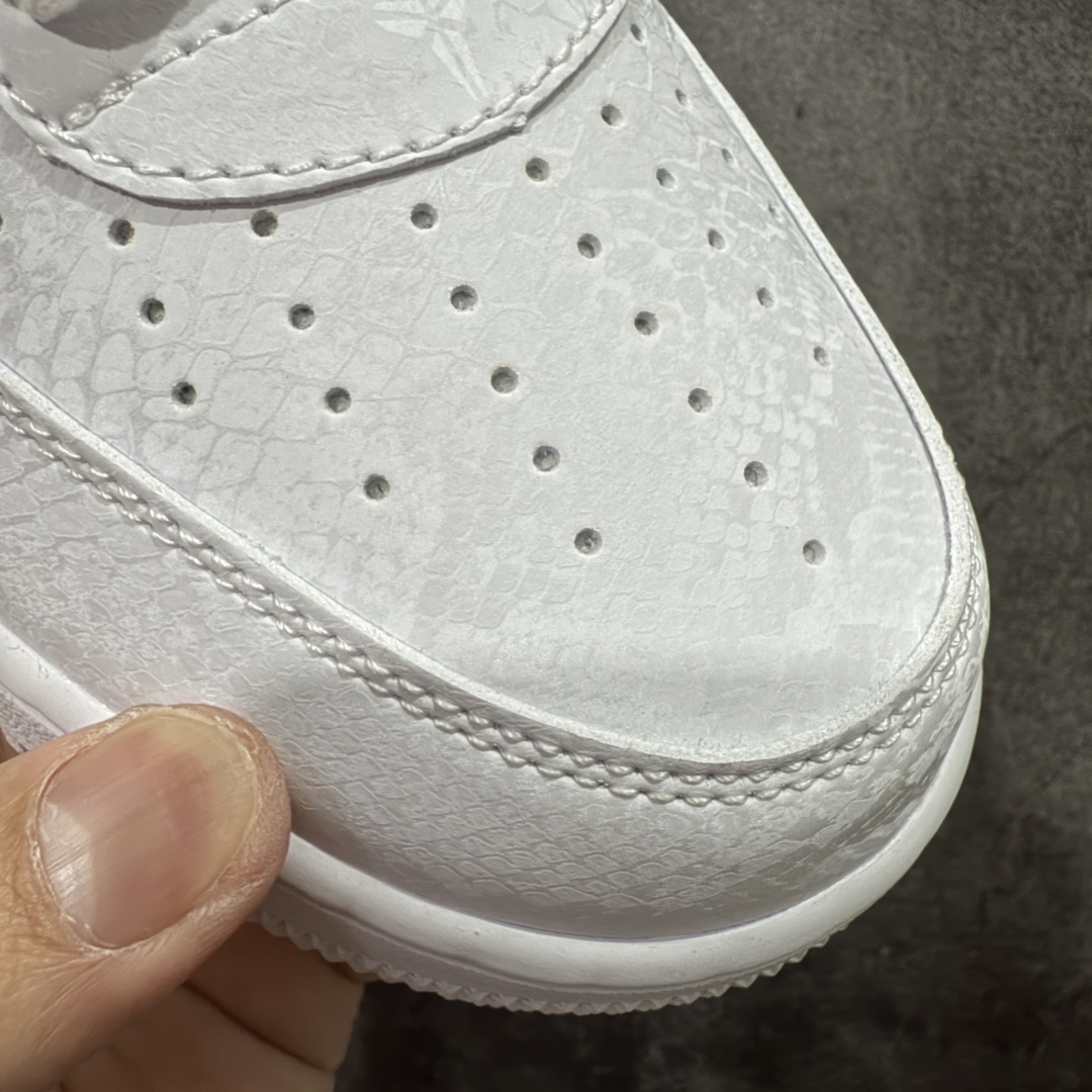 图片[4]-【XE纯原】Kobe x Nike Air Force 1\’07 Low 科比 空军一号低帮休闲板鞋 顶级品质 原版鞋盒 附赠40张科比明信片海报  原楦头原纸板 原装鞋盒 内置全掌气垫 原厂鞋底 货号：IB0018-100  尺码：39 40 40.5 41 42 42.5 43 44 44.5 45 46-选品中心