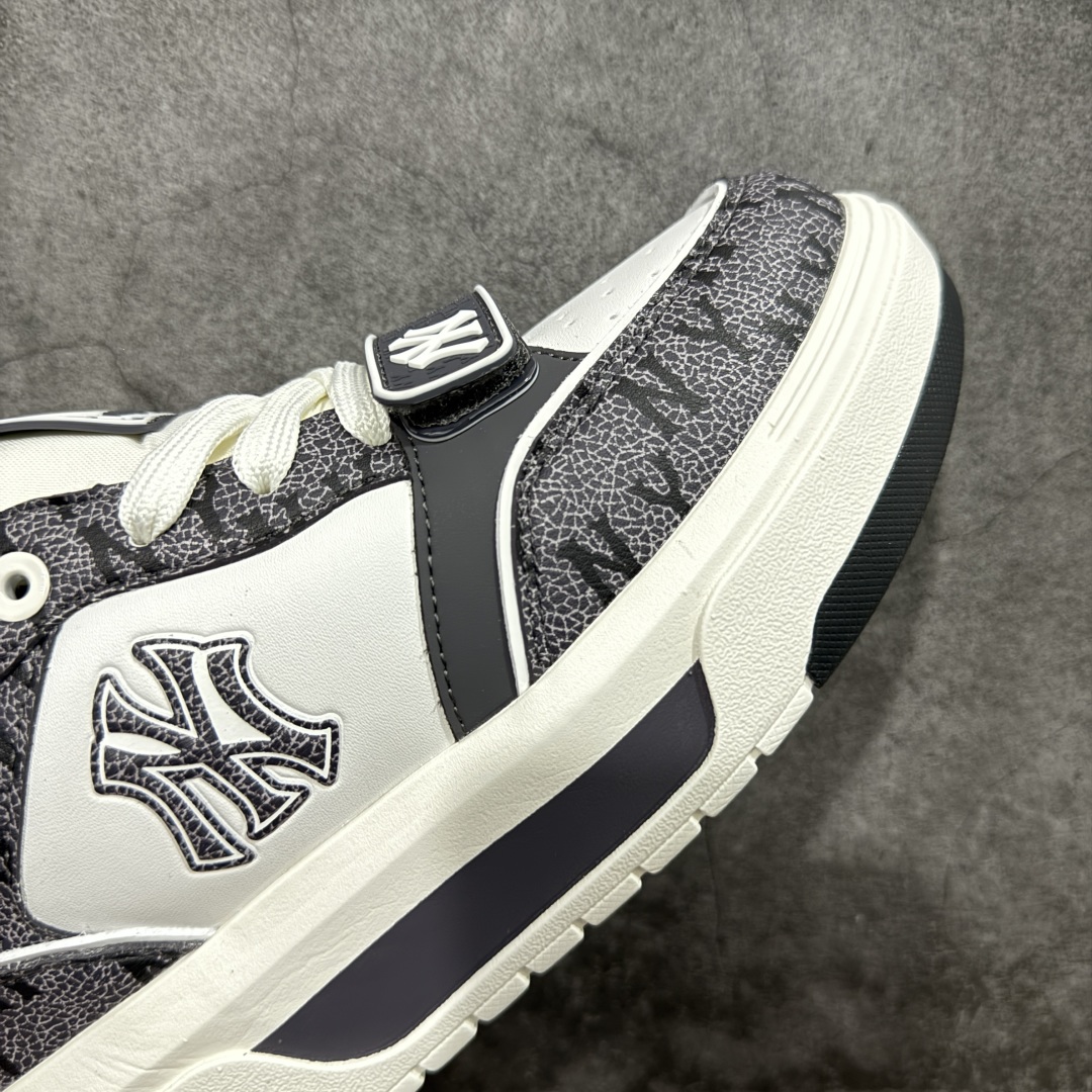 图片[6]-【纯原版】韩国洋基队NY大标潮流老爹鞋 MLB小白鞋市面上唯一顶级纯原版本 原材料打造 原楦原档案数据开发版型 完美鞋头弧度/后套收口效果🆚市面文案版本‼️ 原厂立体填充鞋舌海绵 中底注胶孔原数据开发模具大底 原厂转印标 保证不掉字 内增高6cm 原厂1：1模具开发 原厂进口纳米材质 原厂 全套手提袋 原盒雷射防伪标包装 天猫订单品质 官网尺码35 36 36.5 37.5 38 38.5 39 40 40.5 41 42 42.5 43 44 44.5 45-选品中心