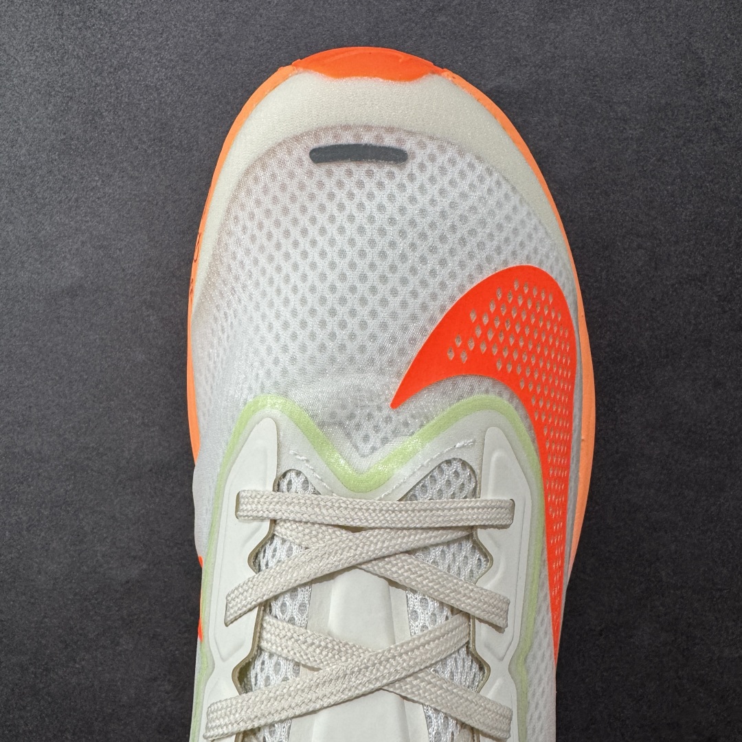 图片[8]-【原装版本】Nk Zoom Fly 6 耐克超弹轻盈跑步鞋  #鞋款搭载 Flyknit 材料 打造出众弹性 易于穿脱。采用React技术 轻盈耐穿泡绵打造,铸就出众回弹的顺畅迈步体验。结合内置碳纤维板,塑就柔韧灵活的迈步体验 货号：FN8455-105  尺码：36 37 38 39 40 40.5 41 42 42.5 43 44 44.5 45-选品中心