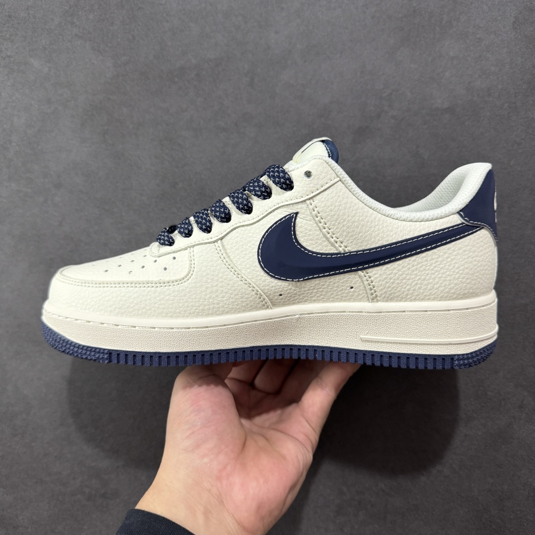 图片[2]-【定制版】Nike Air Force 1\’07 Low Supreme联名 米蓝勾 空军一号低帮休闲板鞋  #原楦头原纸板 原装鞋盒 原厂鞋底 超高清洁度 细节完美 货号：HH7518-071  尺码：36 36.5 37.5 38 38.5 39 40 40.5 41 42 42.5 43 44 44.5 45-选品中心
