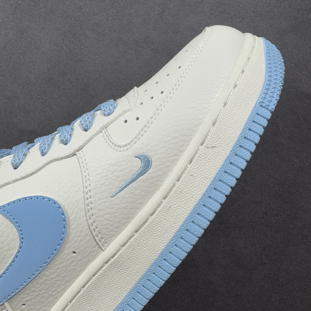 图片[5]-【定制版】Nike Air Force 1\’07 Low 联名 天蓝勾 空军一号低帮休闲板鞋  #原楦头原纸板 原装鞋盒 原厂鞋底 超高清洁度 细节完美 货号：CS5288-030  尺码：36 36.5 37.5 38 38.5 39 40 40.5 41 42 42.5 43 44 44.5 45-选品中心