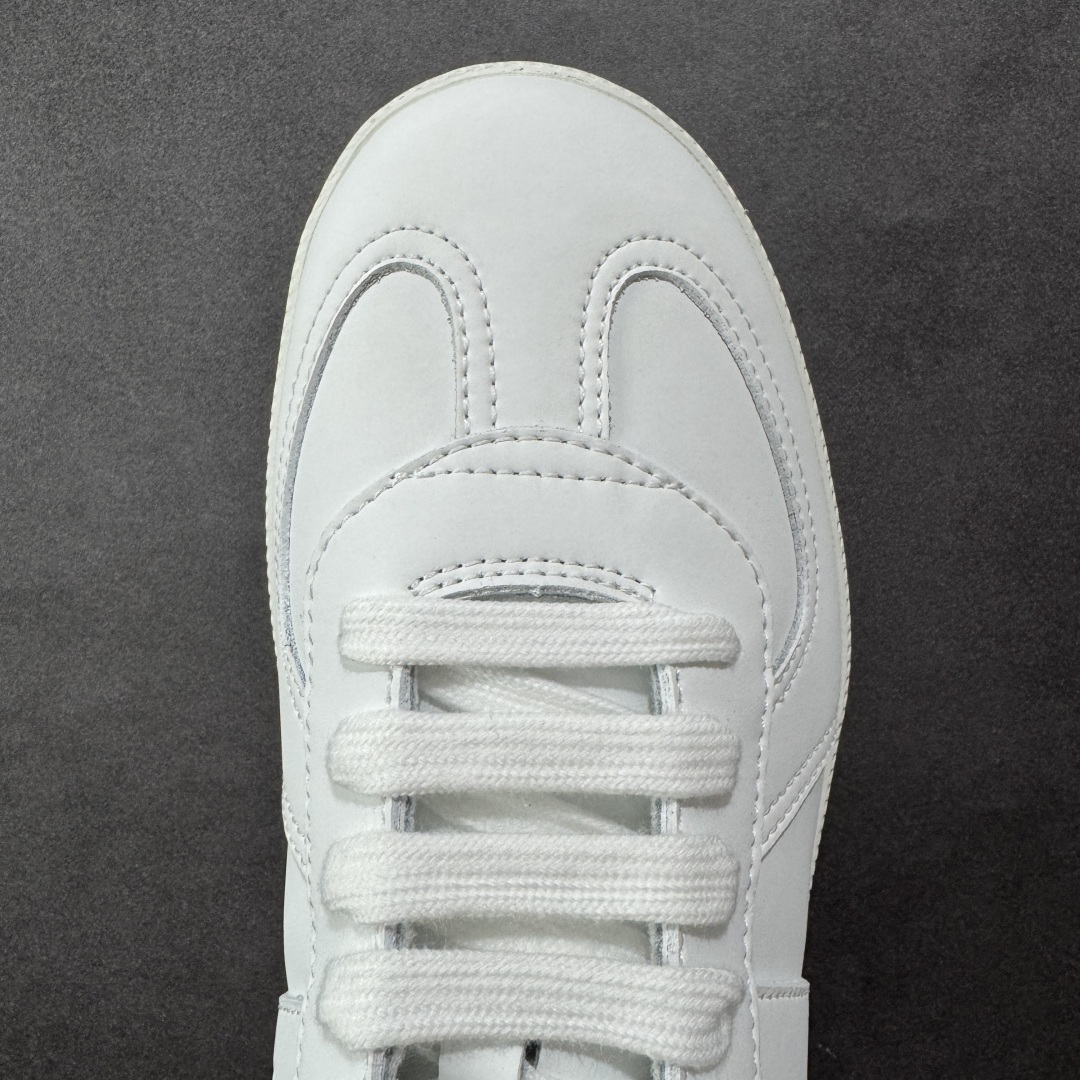 图片[8]-【公司级】DIOR迪奥 B01 Matchpoint 圆头系带 迪奥德训鞋 经典款式的回归 以时尚优雅的廓形重新诠释 采用光滑皮革精心制作 鞋舌和内部侧面饰以Dior标志 鞋后跟处标志 搭配同色调橡胶鞋底点缀 货号：3SN328ZQRH00039 尺码：38 39 40 41 42 43 44 45 编码：HXSB230240-选品中心