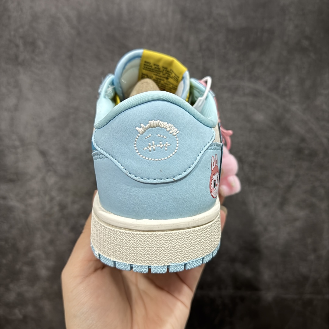  
【定制版】Travis Scott x Nike Air Jordan 1 Low x LABUBU