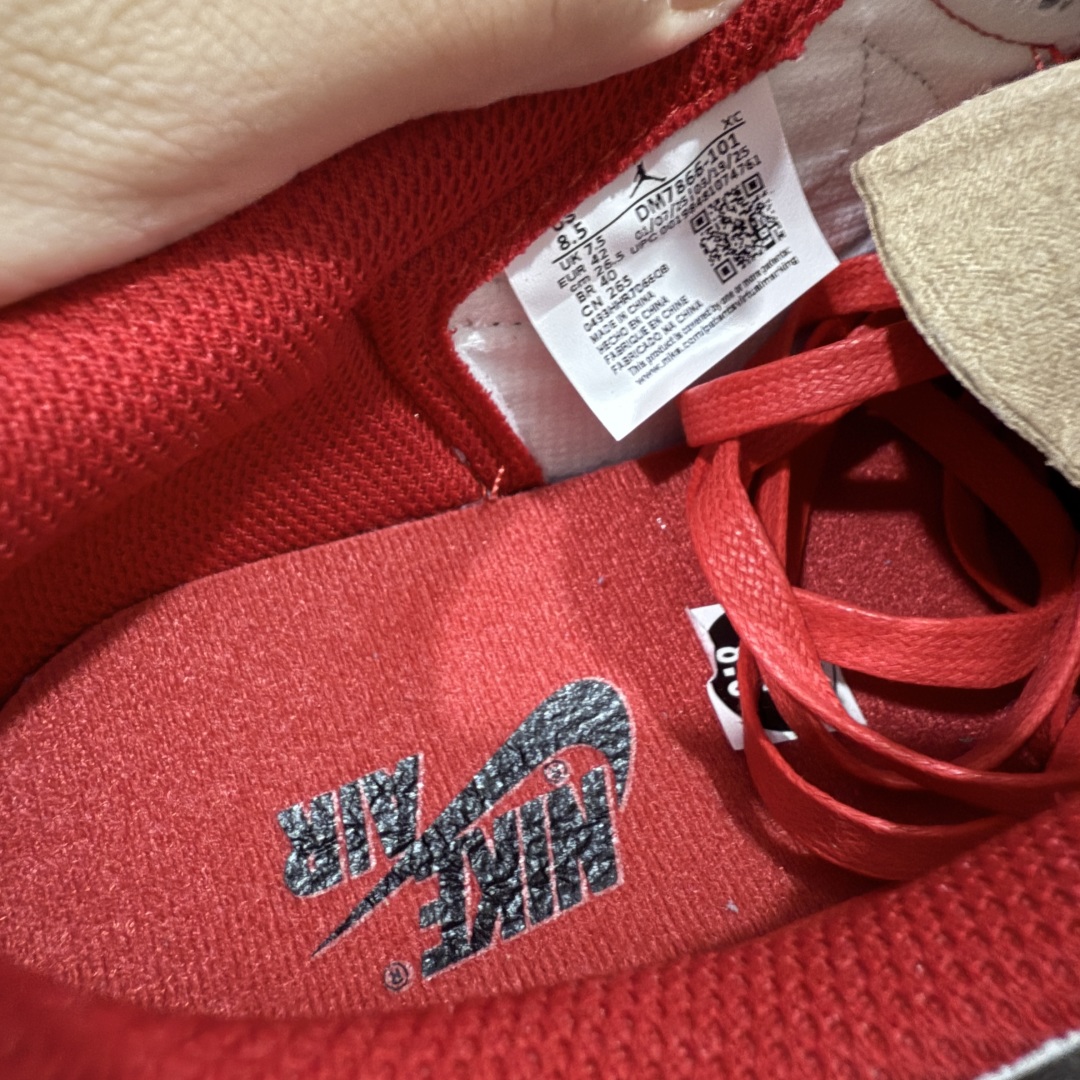  
Travis Scott x Air Jordan AJ1 Low OG SP TS联名倒钩低帮 白