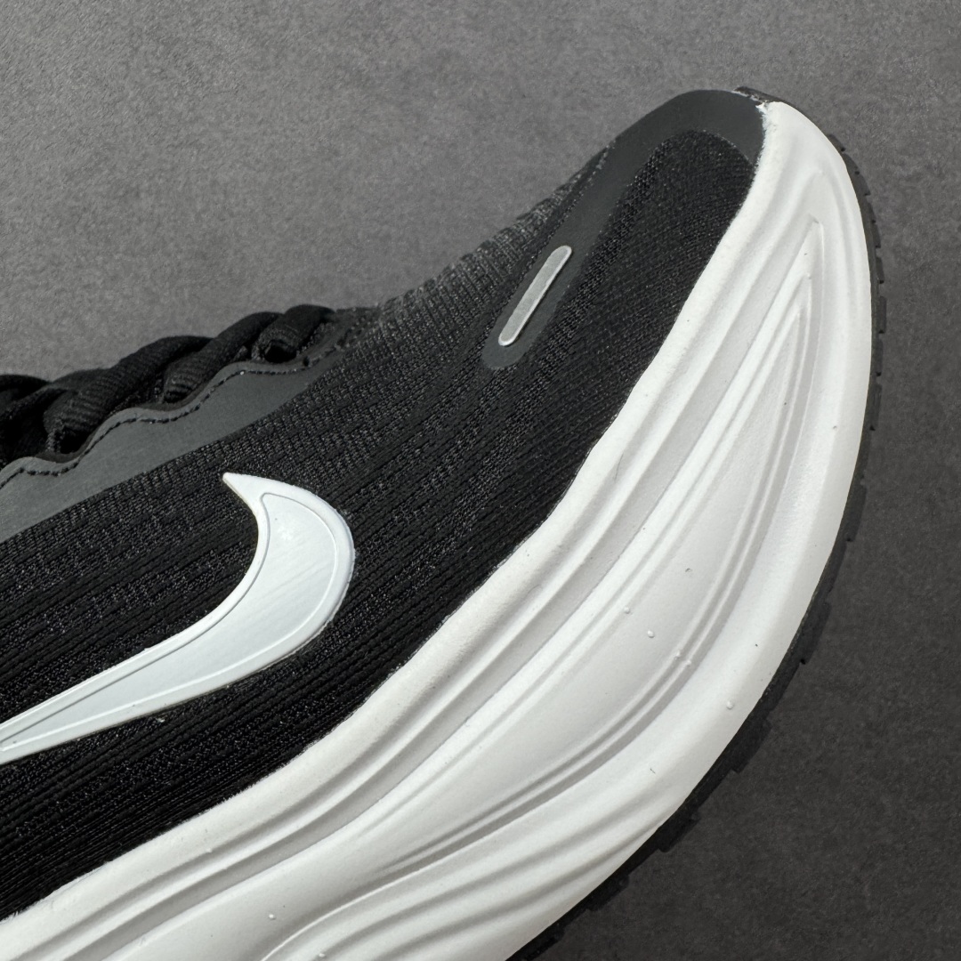 图片[5]-【纯原版】Nike Air Zoom Vomero PLUS 全新科技提前原鞋开发 运动跑鞋 区别市面真标版本 必定是官方强力主推款式，真正的Zoom缓震科技嵌入如假包退 ，缓震大底带公司同步定位 货号： HV8150-002 尺码：36 36.5 37.5 38 38.5 39 40 40.5 41 42 42.5 43 44 44.5 45-选品中心