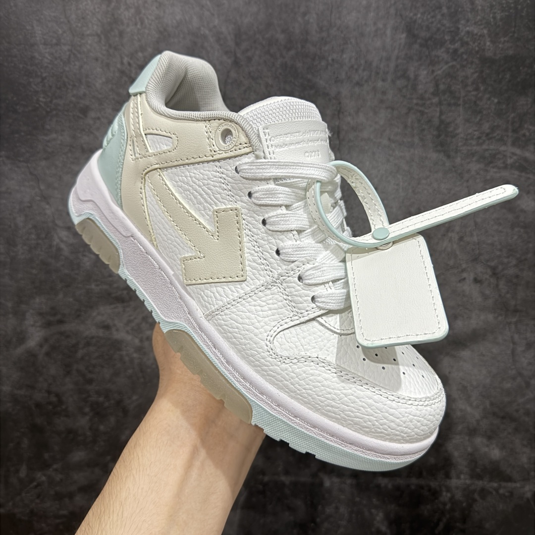 本地💰350 支持放店
【纯原版】OFF-WHITE Out Of Office OW低帮时尚板鞋 白绿
杨幂同款 由经典配色打造 箭头符号、ZipTie 标签、1ogo印花等经典元素皆在此呈现 让人一眼明了 Off-White 的潮流身份 单品以黑白配色皮质制成 饰有品牌标志性 zip Tie 束线带吊牌 侧面饰有 Arrows 图案 展现出品牌对街头风格的偏爱 原厂原档案开发 原盒原标原厂头层皮料 官方原版设计 做工细节全方位对比原鞋 
尺码：36 37 38 39 40 41 42 43 44 45 46 47
编码：DF380400