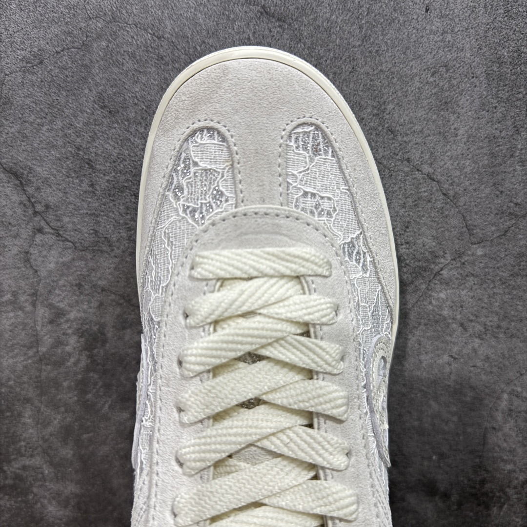 图片[5]-【广东礼盒版本】Gucci 古驰G75 圆头系带运动鞋 这款鞋履采用柔软的绒面材质鞋面制作，精致之中散发现代魅力。流线型廓形与标志性互扣式双G标识优雅辉映，为整体设计倍添精致美感。 GG帆布镶饰 互扣式双G标识 另附一副鞋带 系带固定 跟高：3.5厘米 尺码：35-40-选品中心