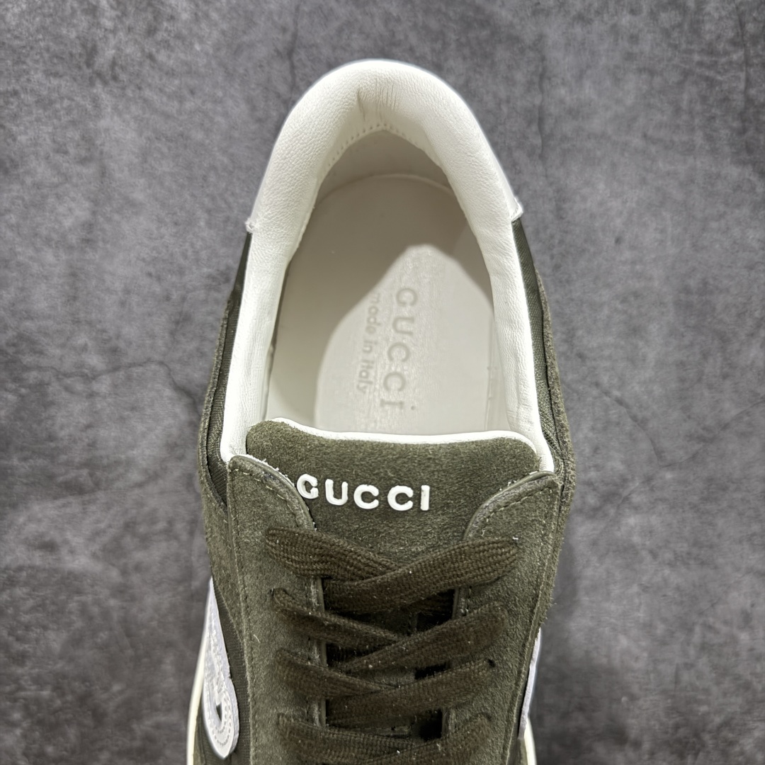 图片[8]-【广东礼盒版本】Gucci 古驰G75 圆头系带运动鞋 这款鞋履采用柔软的绒面材质鞋面制作，精致之中散发现代魅力。流线型廓形与标志性互扣式双G标识优雅辉映，为整体设计倍添精致美感。 GG帆布镶饰 互扣式双G标识 另附一副鞋带 系带固定 跟高：3.5厘米 尺码：35-46-选品中心