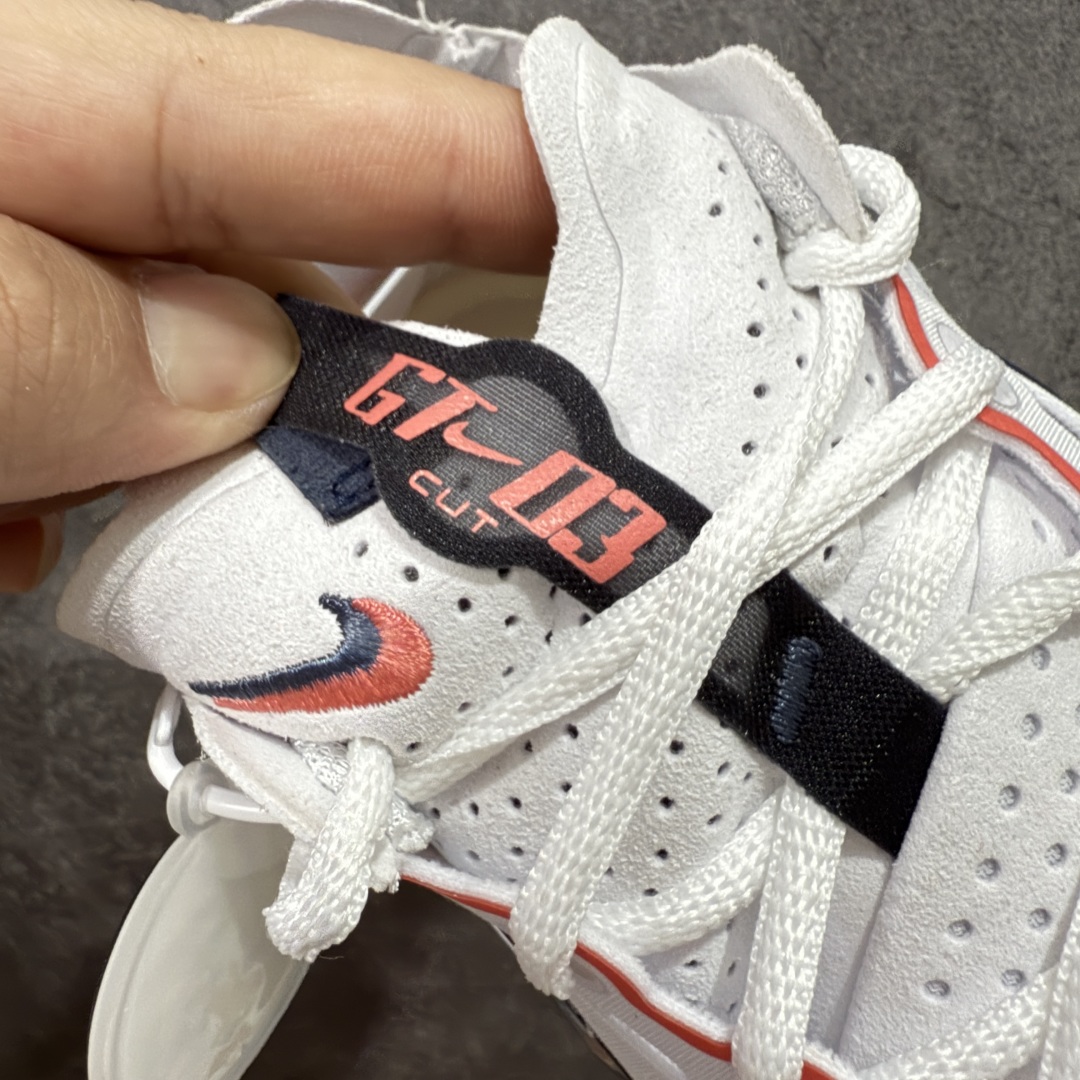  
Nk Air Zoom G.T.Cut 3 EP 耐克GT3.0 实战系列篮球鞋白橙色！
货号：IB