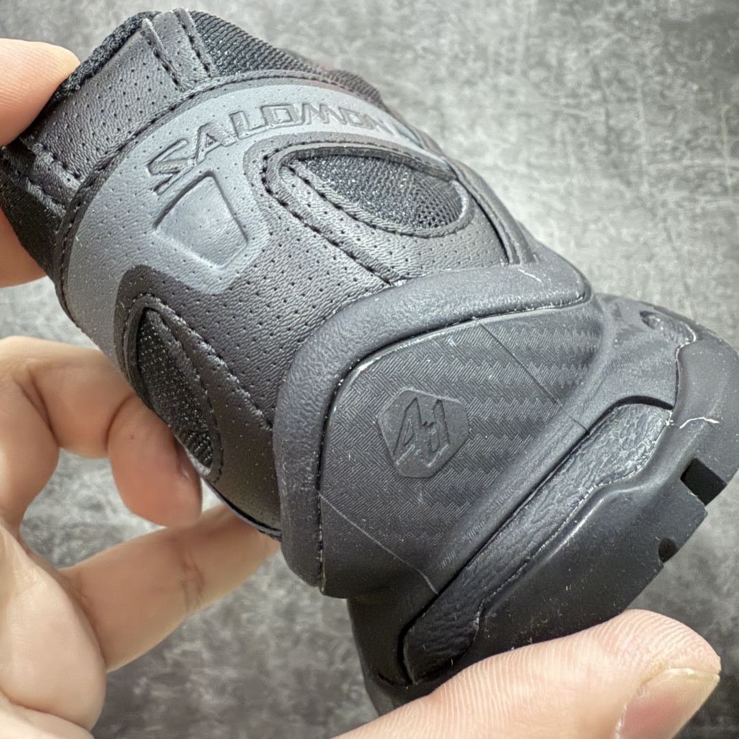 本地💰300 支持放店
【A1外贸版】Salomon XT-QUEST ADV
萨洛蒙情侣款户外机能鞋 黑色 410139
全新外贸大厂出品 细节品质大改进
独立私模 最大做到47.5码
全鞋采用为原厂一致材料打造
全新鞋型 相对市场版本 版型更正
全新玻璃冲刀 清洁度提升
同步原版左右鞋带孔的间距加大(市场版间距太小)
网面与鞋头材料校对一致无色差(市面版本有色差)
大底contagrip凹陷程度同步原版(市面版都有差别)
鞋舌两侧鞋帮脚踝处更加直挺(之前老版往中间踏)
鞋头处添加☯️太极标
所有细节多次修改校正 坚持同步原版无差别
毋庸置疑全市场最好的版本💪🏻终端优势供应
SIZE:36 36.5 37.5 38 38.5 39 40 40.5 41 42 42.5 43 44 44.5 45 46 47.5
编码:TC330350