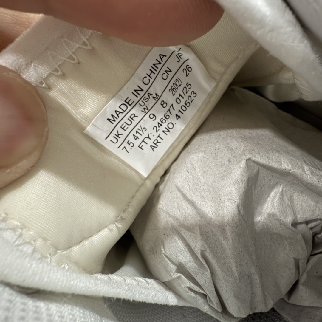 图片[6]-【A1外贸版】Salomon XT-QUEST ADV 萨洛蒙情侣款户外机能鞋 复古白色 410523 全新外贸大厂出品 细节品质大改进 独立私模 最大做到47.5码 全鞋采用为原厂一致材料打造 全新鞋型 相对市场版本 版型更正 全新玻璃冲刀 清洁度提升 同步原版左右鞋带孔的间距加大（市场版间距太小） 网面与鞋头材料校对一致无色差（市面版本有色差） 大底contagrip凹陷程度同步原版（市面版都有差别） 鞋舌两侧鞋帮脚踝处更加直挺（之前老版往中间踏） 鞋头处添加☯️太极标 所有细节多次修改校正 坚持同步原版无差别 毋庸置疑全市场最好的版本💪🏻终端优势供应 尺码：36 36.5 37.5 38 38.5 39 40 40.5 41 42 42.5 43 44 44.5 45 46 47.5-选品中心