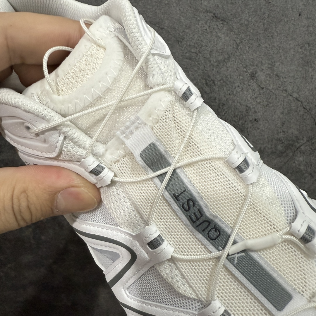 图片[5]-【A1外贸版】Salomon XT-QUEST ADV 萨洛蒙情侣款户外机能鞋 复古白色 410523 全新外贸大厂出品 细节品质大改进 独立私模 最大做到47.5码 全鞋采用为原厂一致材料打造 全新鞋型 相对市场版本 版型更正 全新玻璃冲刀 清洁度提升 同步原版左右鞋带孔的间距加大（市场版间距太小） 网面与鞋头材料校对一致无色差（市面版本有色差） 大底contagrip凹陷程度同步原版（市面版都有差别） 鞋舌两侧鞋帮脚踝处更加直挺（之前老版往中间踏） 鞋头处添加☯️太极标 所有细节多次修改校正 坚持同步原版无差别 毋庸置疑全市场最好的版本💪🏻终端优势供应 尺码：36 36.5 37.5 38 38.5 39 40 40.5 41 42 42.5 43 44 44.5 45 46 47.5-选品中心