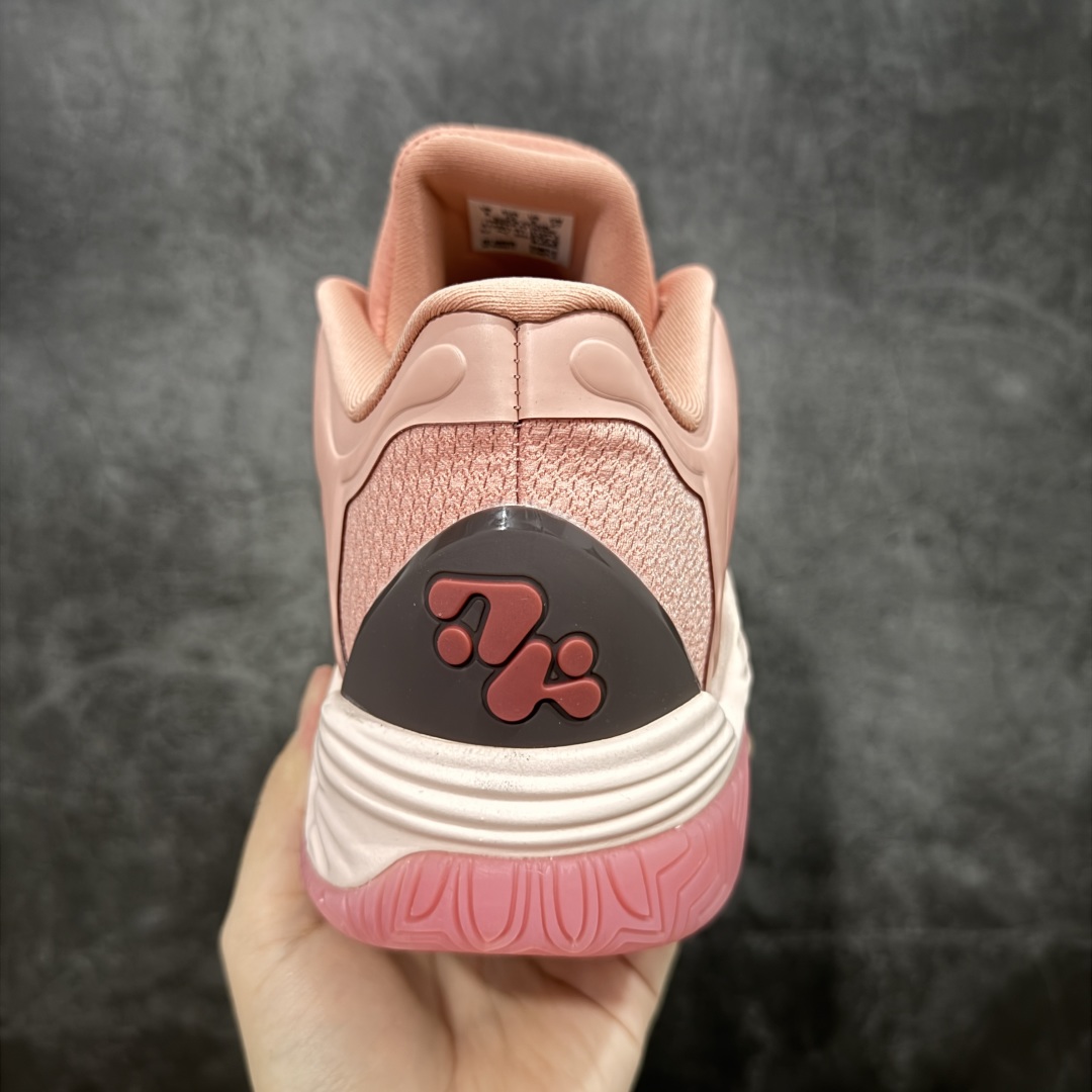  
PUMA Hali 1 彪马哈里伯顿一代舒适百搭防滑耐磨低帮篮球鞋 

设计师和哈里伯顿在设计过程中