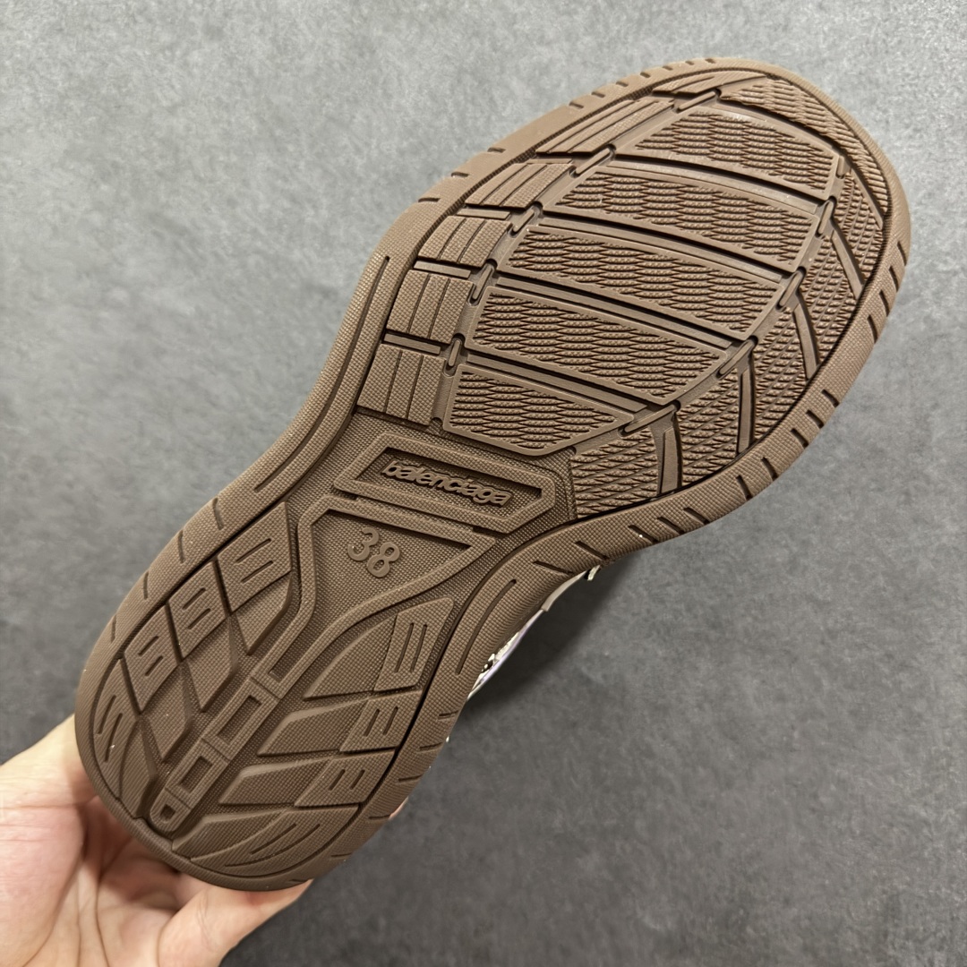 图片[9]-【广东礼盒版】Balenciaga 巴黎世家 Hamptons 手工做旧款 牛皮革 复古圆头系带低帮休闲鞋 官方原配套鞋盒 防尘纸配套齐全 尺码：35 36 37 38 39 40 女鞋先出-选品中心