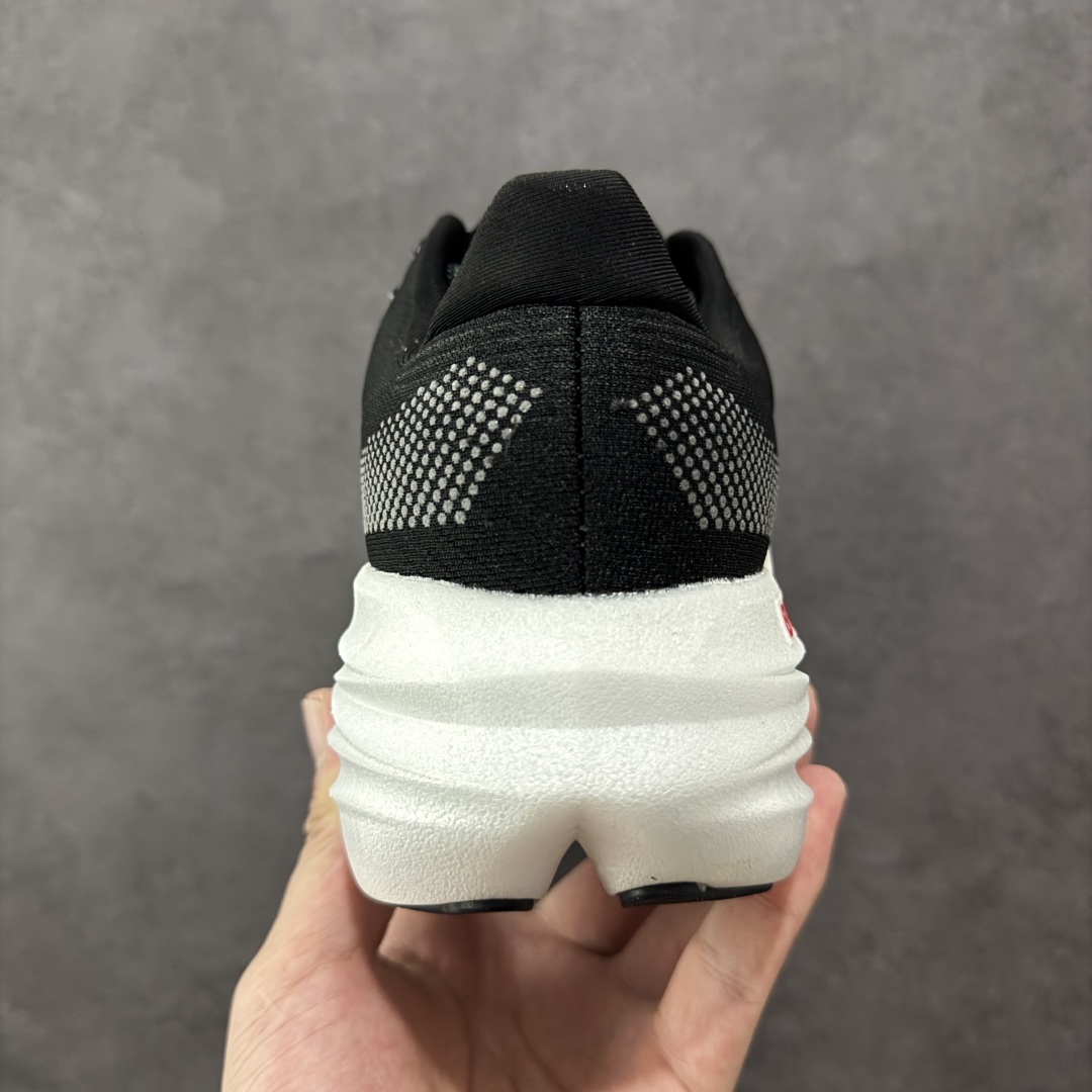 图片[4]-【纯原版】Brooks 布鲁克斯 Glycerin Max超级甘油 超弹轻盈跑步鞋 低帮透气缓震支撑休闲运动慢跑鞋 采用改进工程空气网眼组合热熔工艺 鞋面材质搭载DNA LOFT V2密度泡棉缓震系统 中底外置防滑耐磨橡胶底片 尺码：36-46-选品中心