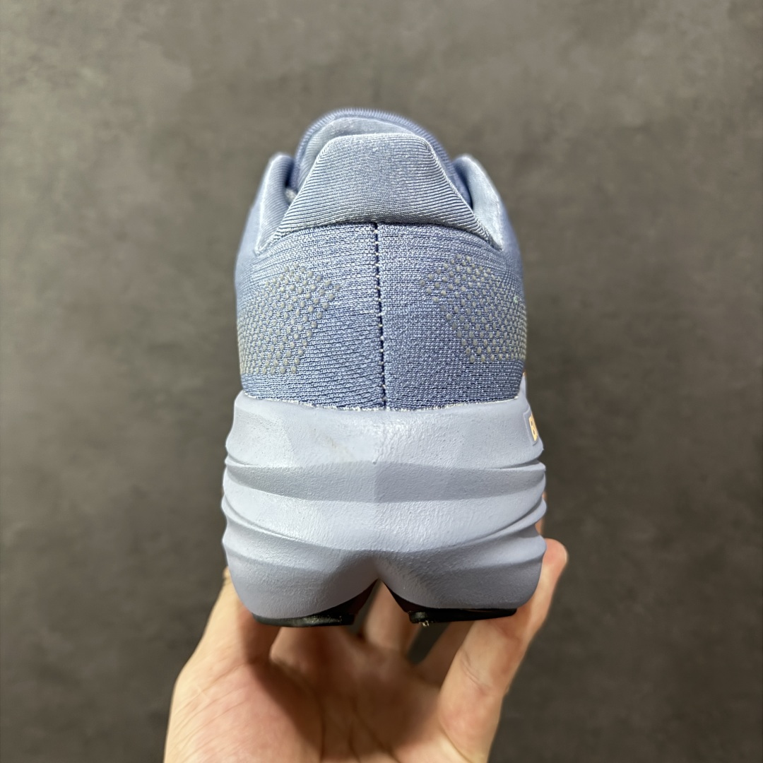 图片[4]-【纯原版】Brooks 布鲁克斯 Glycerin Max超级甘油 超弹轻盈跑步鞋 低帮透气缓震支撑休闲运动慢跑鞋 采用改进工程空气网眼组合热熔工艺 鞋面材质搭载DNA LOFT V2密度泡棉缓震系统 中底外置防滑耐磨橡胶底片 尺码：36-46-选品中心