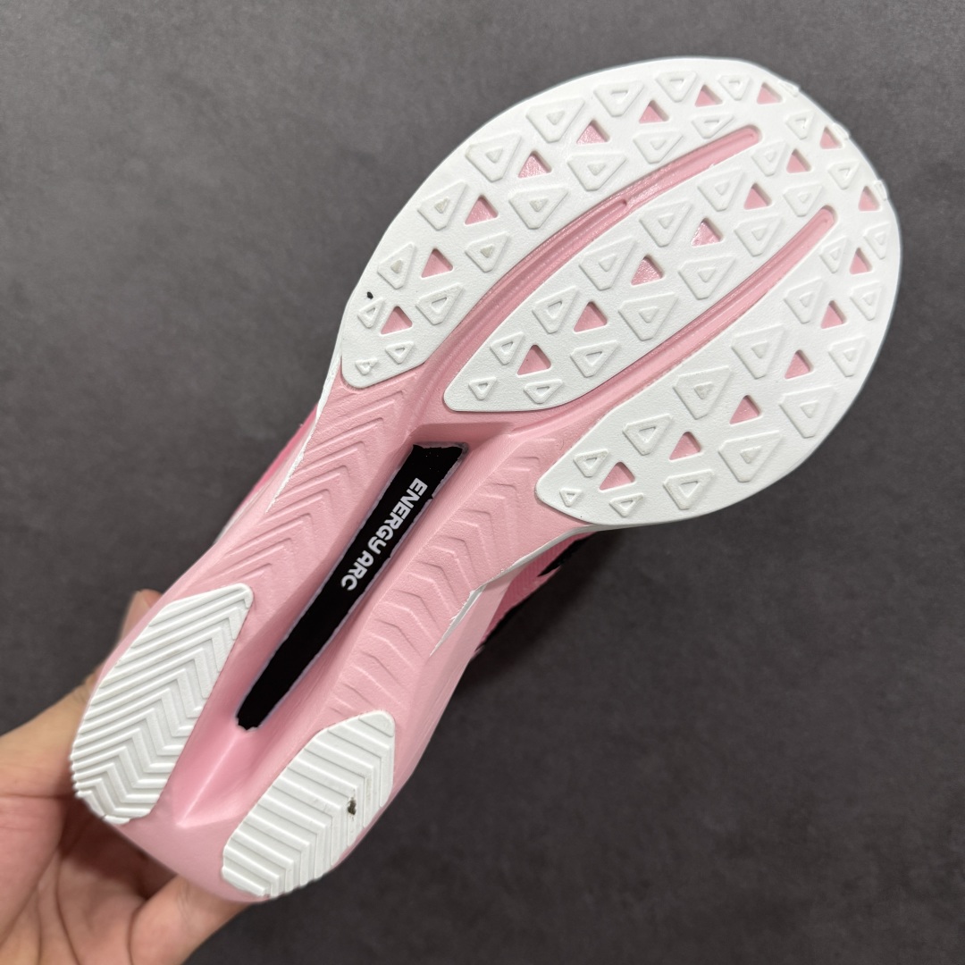 180 NEW BALANCE Rebel FuelCell Rebel V4 舒适时尚织物减震耐磨低帮马拉松轻量化跑步鞋 MFCXLB4