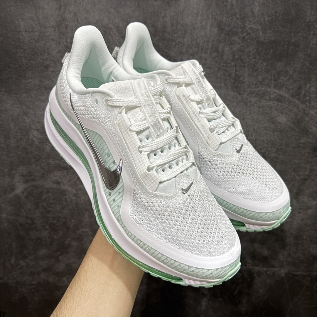 【S版纯原】Nike Pegasus Premium Airscape 舒适百搭减震防滑耐磨透气 低帮跑步鞋 薄荷绿    低帮跑步鞋,粉紫色,简约又不失活力,上脚超吸睛。  它不仅颜值高,性能更是一绝!  全掌气垫科技,减震防滑超耐磨,每一步都能感受到强劲回弹,给双脚舒适支撑。  透气鞋面,跑步时双脚也能自由呼吸。    #独家原包 原底原料 开模打造  #原厂鞋标 高精密准度  #原楦原纸板开发 匹配原版98%以上  #后跟弧度 正确呈现  #原厂皮料 质感无敌  #皮料切割干净 无任何毛边 清洁度细节完美    货号:HQ2593-103    尺码:35.5-46-选品中心