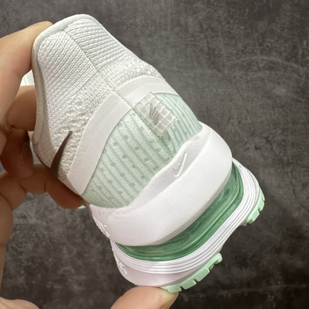 图片[2]-【S版纯原】Nike Pegasus Premium Airscape 舒适百搭减震防滑耐磨透气 低帮跑步鞋 薄荷绿    低帮跑步鞋，粉紫色，简约又不失活力，上脚超吸睛。  它不仅颜值高，性能更是一绝！  全掌气垫科技，减震防滑超耐磨，每一步都能感受到强劲回弹，给双脚舒适支撑。  透气鞋面，跑步时双脚也能自由呼吸。    #独家原包 原底原料 开模打造  #原厂鞋标 高精密准度  #原楦原纸板开发 匹配原版98%以上  #后跟弧度 正确呈现  #原厂皮料 质感无敌  #皮料切割干净 无任何毛边 清洁度细节完美    货号：HQ2593-103    尺码：35.5-46-选品中心