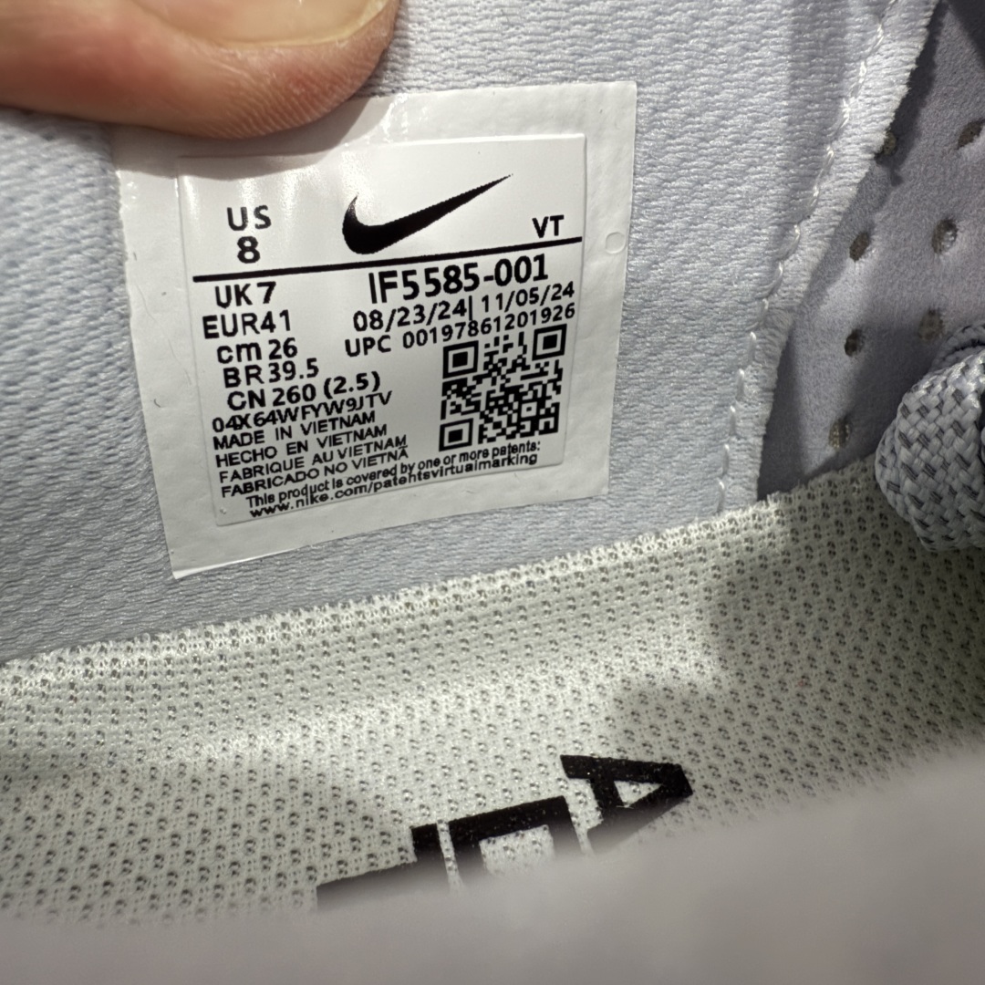 图片[7]-【NFC纯原】Nike Pegasus Premium Pace Series x After Dark Tour联名款IF5585-001舒适百搭减震防滑耐磨透气 低帮跑步鞋     简约又不失活力，上脚超吸睛。  它不仅颜值高，性能更是一绝！  全掌气垫科技，减震防滑超耐磨，每一步都能感受到强劲回弹，给双脚舒适支撑。  透气鞋面，跑步时双脚也能自由呼吸。    #独家原包 原底原料 开模打造  #原厂鞋标 高精密准度  #原楦原纸板开发 匹配原版98%以上  #后跟弧度 正确呈现  #原厂皮料 质感无敌  #皮料切割干净 无任何毛边 清洁度细节完美    货号：HQ2593-103    尺码：35.5-46-选品中心