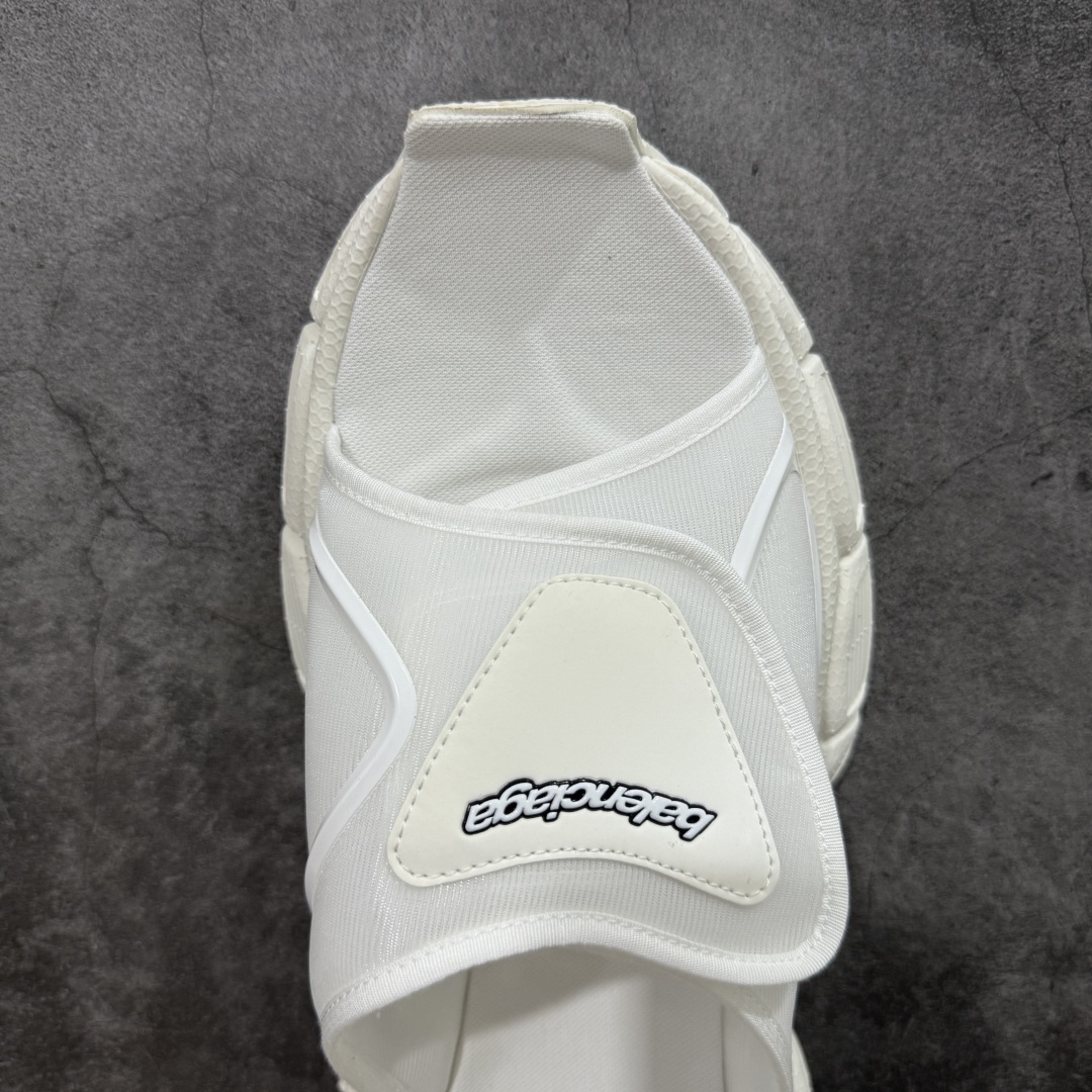  
【纯原】Balenciaga巴黎世家 3XL 圆头套脚一字拖鞋 男款 白色
原版原材料开发
正确做旧