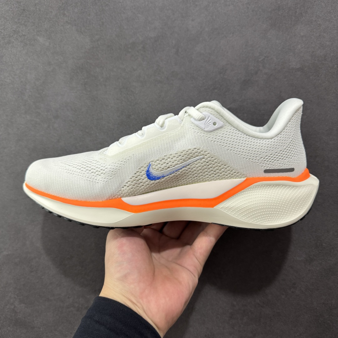  
【纯原】NK Air Zoom Pegasus 41登月 飞马跑鞋 HF0013-900
鞋面采用外
