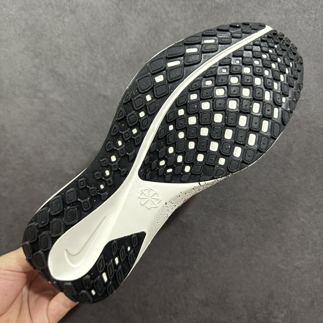  
【纯原】NK Air Zoom Pegasus 41登月 飞马跑鞋 HJ9068-100
鞋面采用外