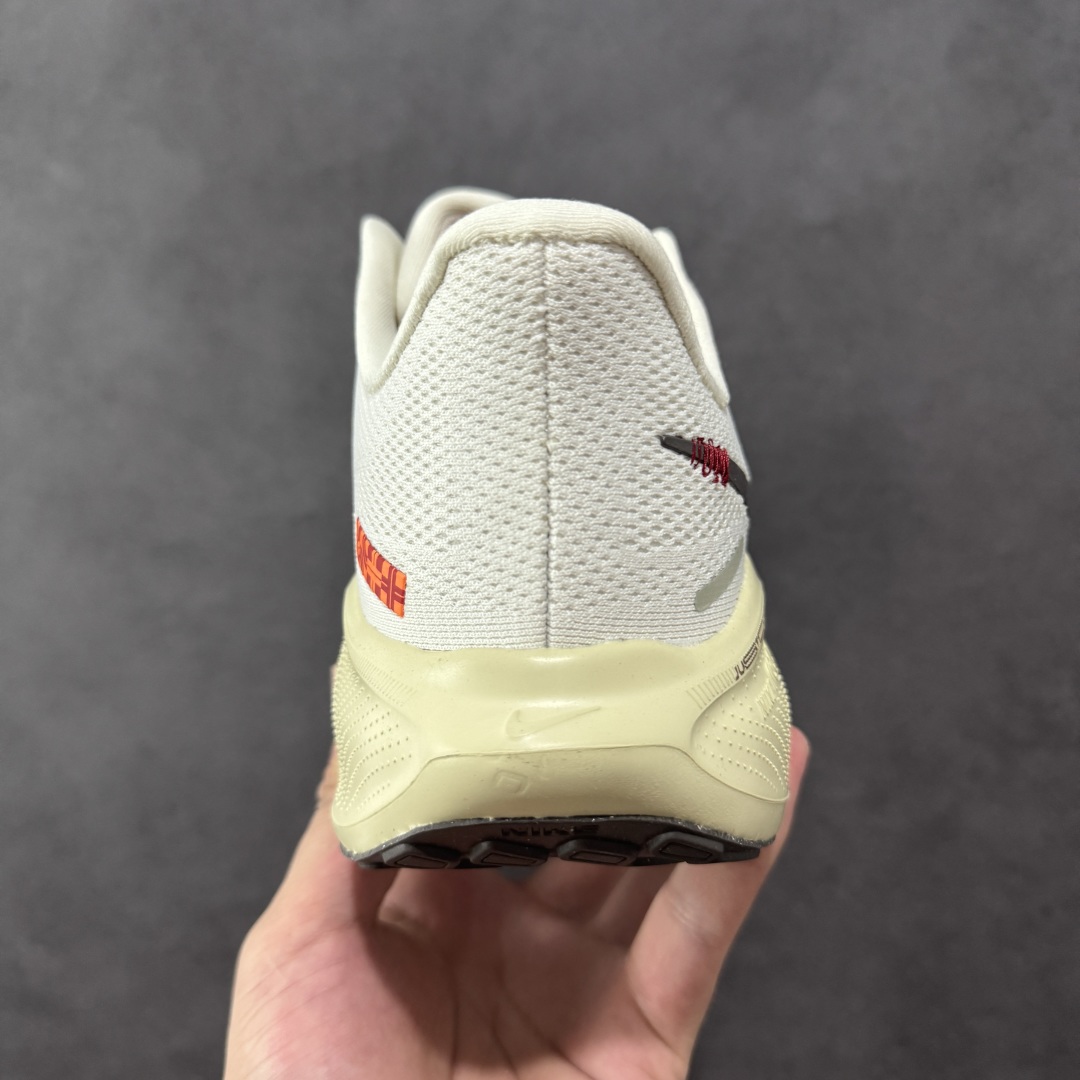  
【纯原】NK Air Zoom Pegasus 41登月 飞马跑鞋 HV5975-102
鞋面采用外