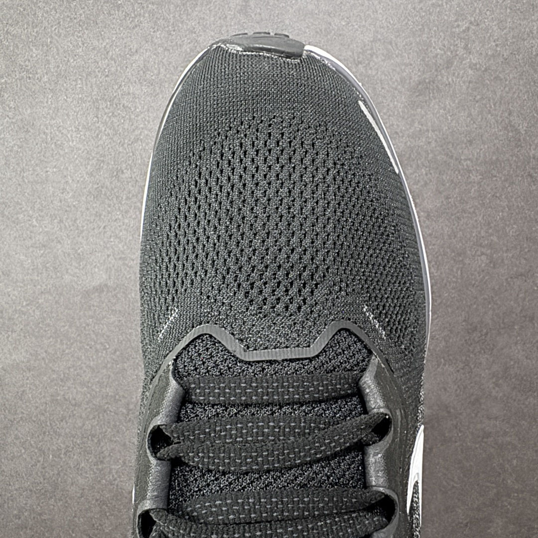  
【纯原】NK Air Zoom Pegasus 41登月 飞马跑鞋 FD2722-002
鞋面采用外
