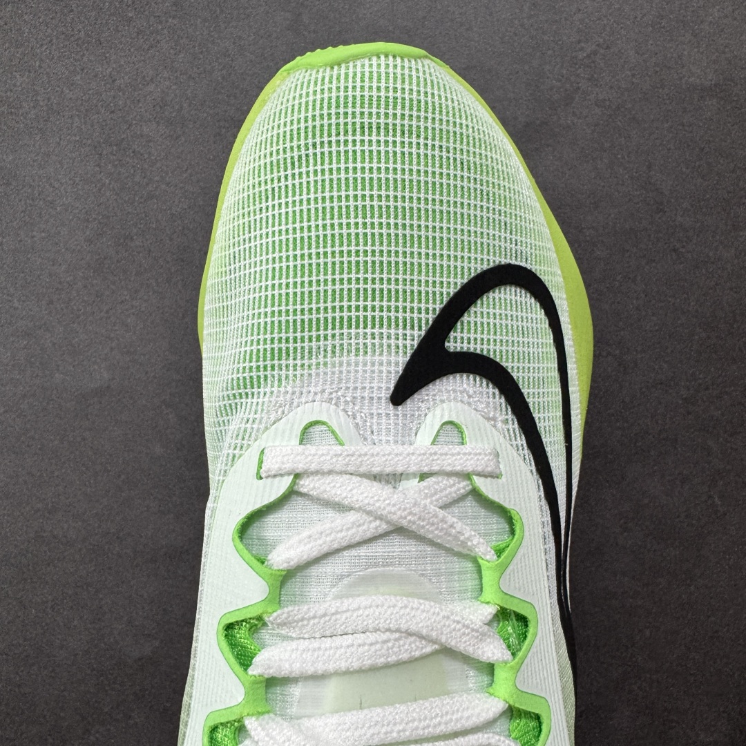  
【纯原】NK Zoom Fly 5飞行5代马拉松系列低帮透气休闲运动慢跑鞋 DM8968-101只此