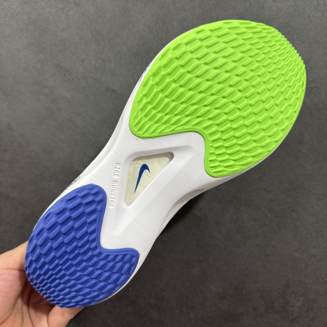  
【纯原】NK Zoom Fly 5飞行5代马拉松系列低帮透气休闲运动慢跑鞋 DM8968-101只此