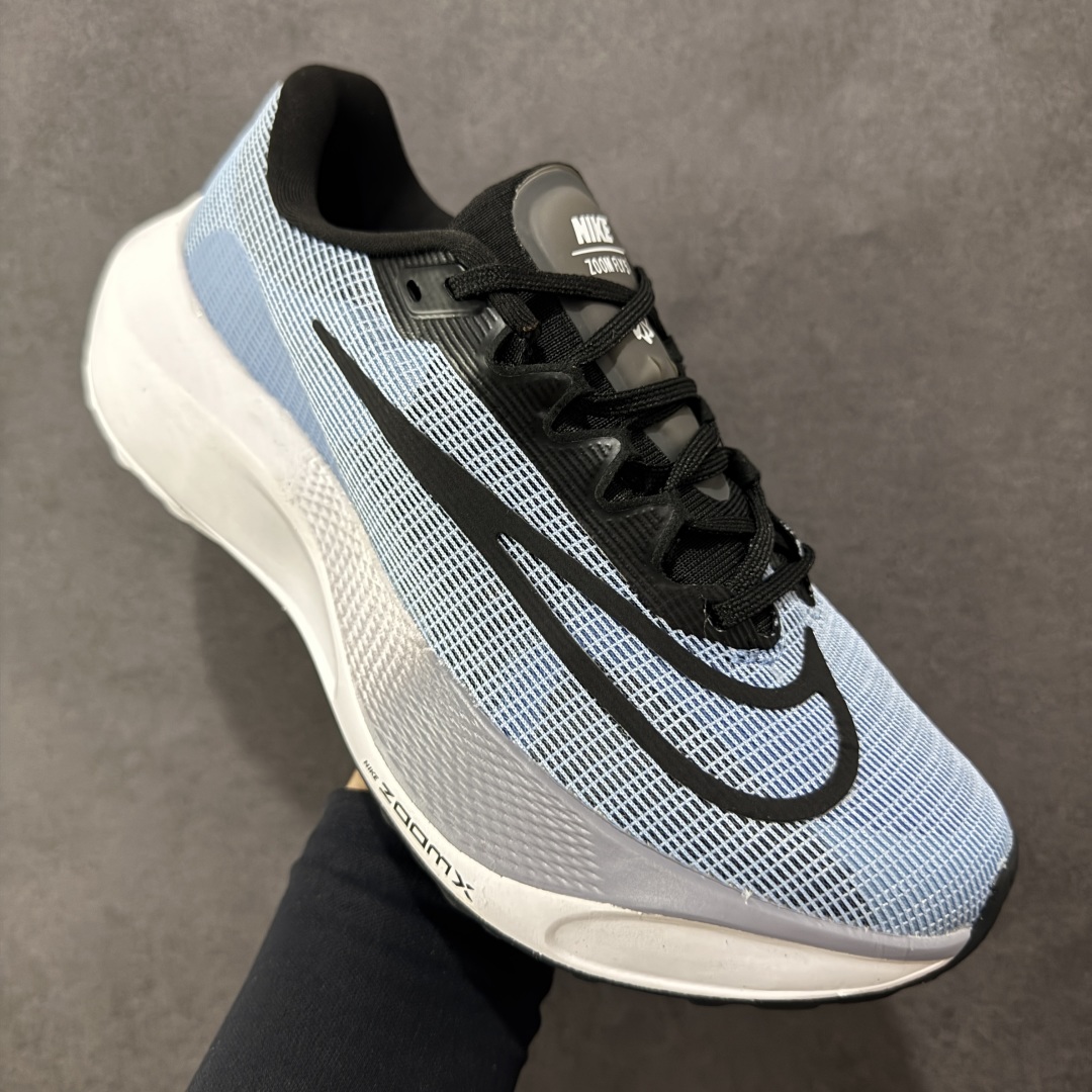  
【纯原】NK Zoom Fly 5飞行5代马拉松系列低帮透气休闲运动慢跑鞋 DM8968-401
#