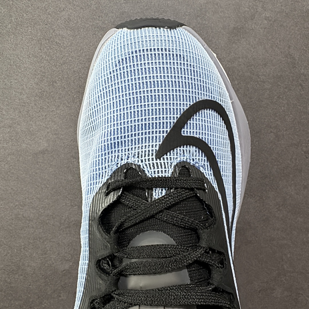  
【纯原】NK Zoom Fly 5飞行5代马拉松系列低帮透气休闲运动慢跑鞋 DM8968-401
#