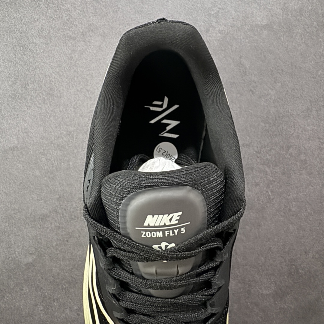  
【纯原】NK Zoom Fly 5飞行5代马拉松系列低帮透气休闲运动慢跑鞋 DM8968-002
#