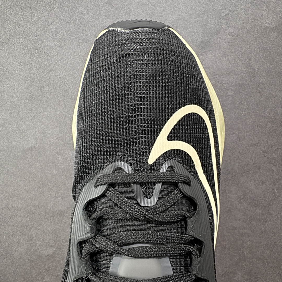  
【纯原】NK Zoom Fly 5飞行5代马拉松系列低帮透气休闲运动慢跑鞋 DM8968-002
#