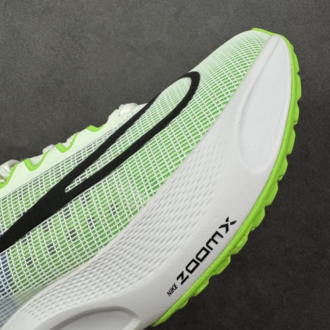  
【纯原】NK Zoom Fly 5飞行5代马拉松系列低帮透气休闲运动慢跑鞋 DM8968-101
#