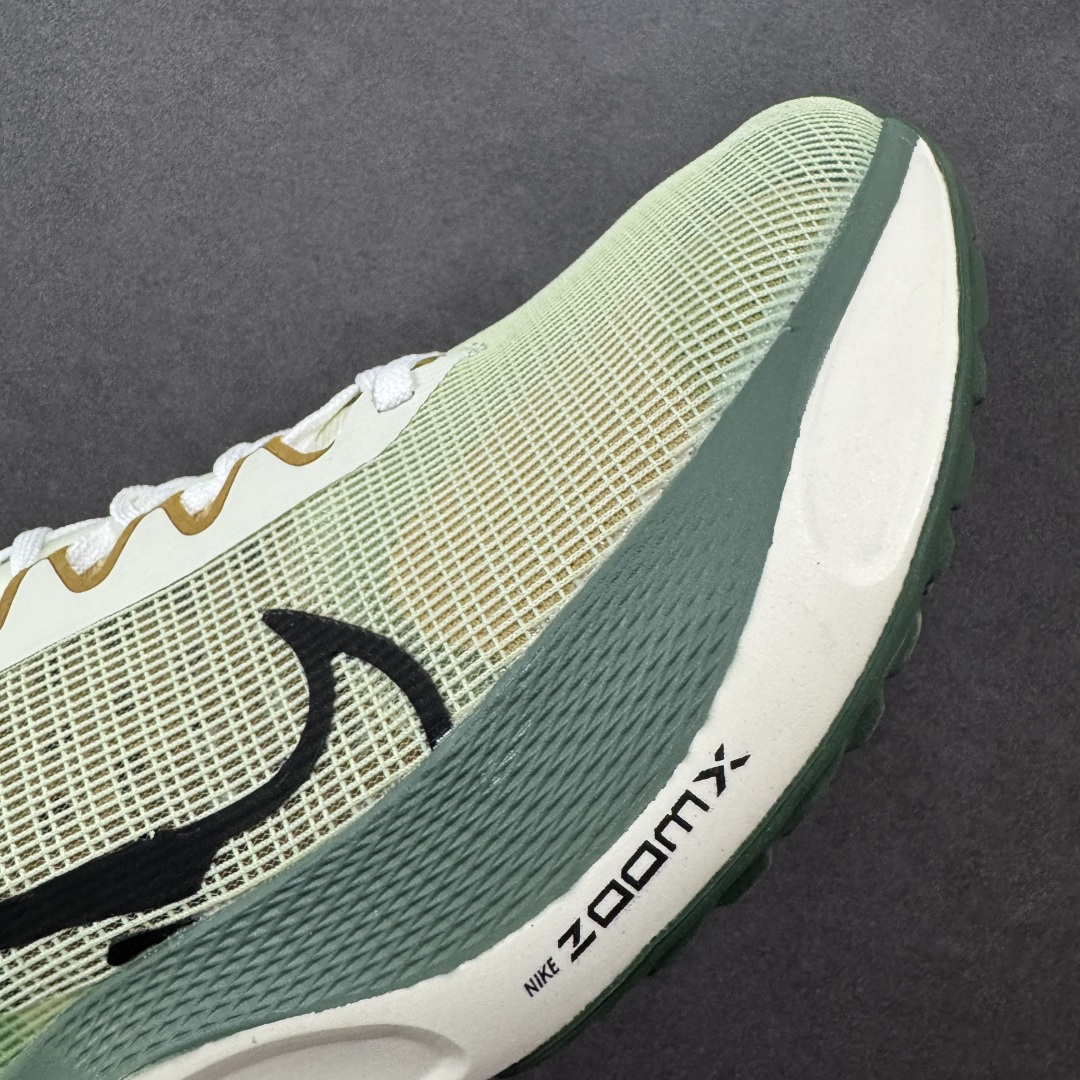  
【纯原】NK Zoom Fly 5飞行5代马拉松系列低帮透气休闲运动慢跑鞋 FV3632-301
#