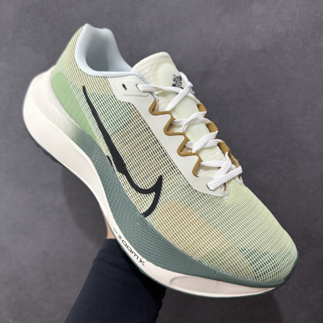  
【纯原】NK Zoom Fly 5飞行5代马拉松系列低帮透气休闲运动慢跑鞋 FV3632-301
#