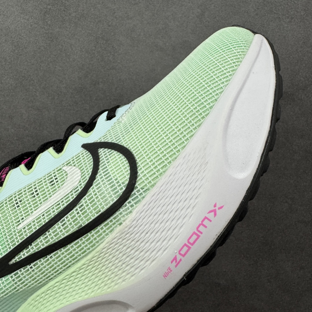  
【纯原】NK Zoom Fly 5飞行5代马拉松系列低帮透气休闲运动慢跑鞋  DM8974-401
