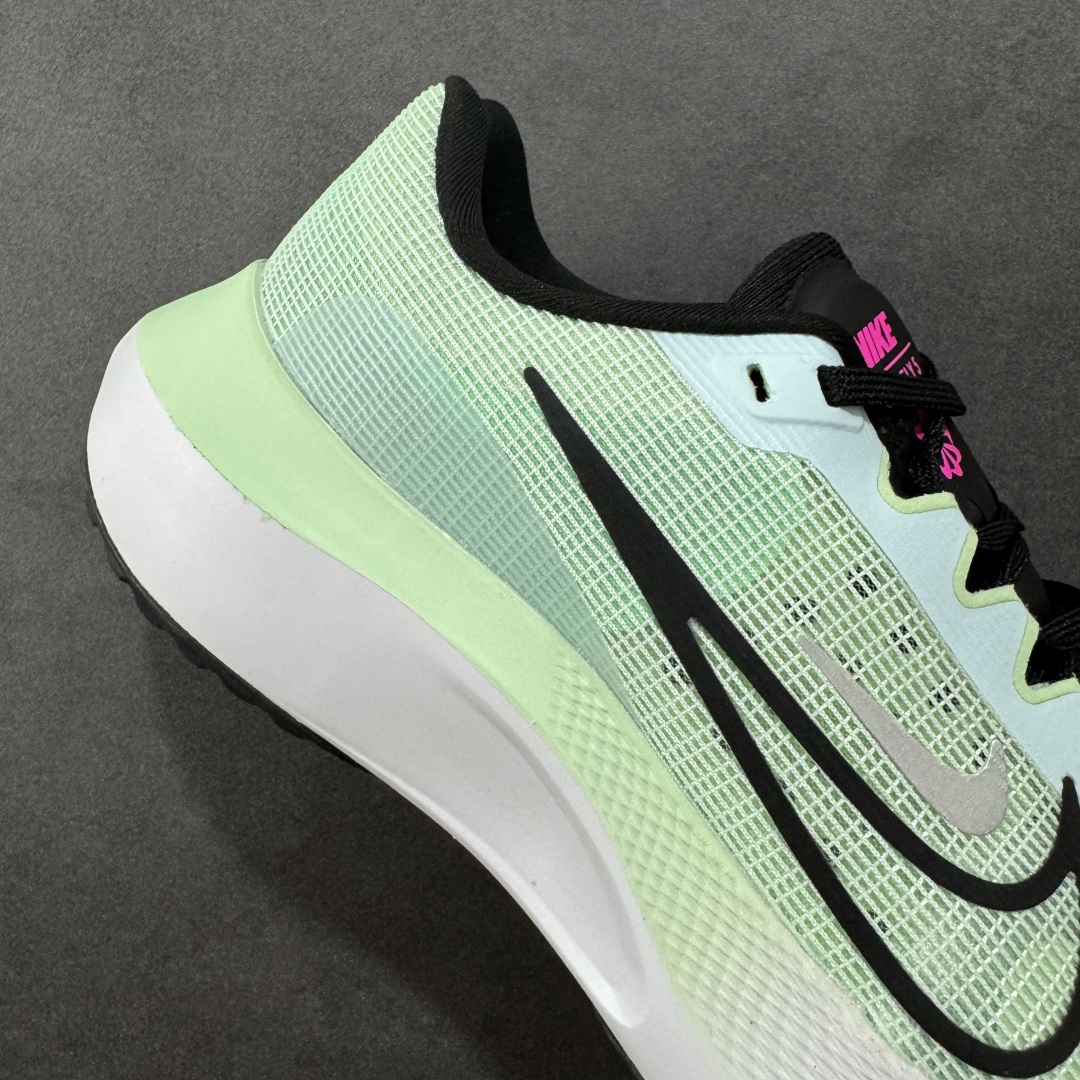  
【纯原】NK Zoom Fly 5飞行5代马拉松系列低帮透气休闲运动慢跑鞋  DM8974-401
