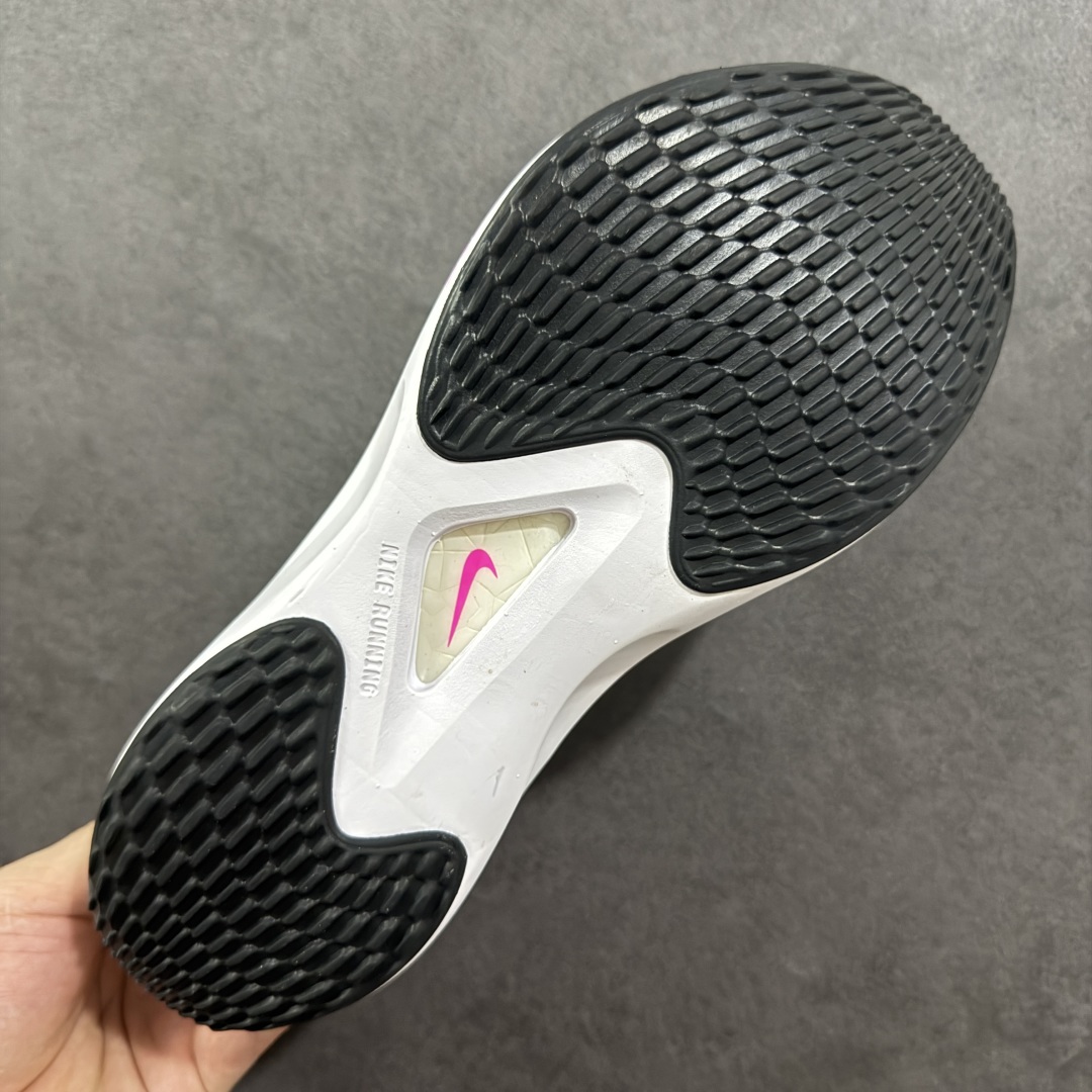  
【纯原】NK Zoom Fly 5飞行5代马拉松系列低帮透气休闲运动慢跑鞋  DM8974-401
