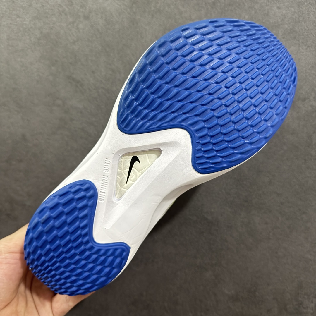  
【纯原】NK Zoom Fly 5飞行5代马拉松系列低帮透气休闲运动慢跑鞋  DX1599-100

