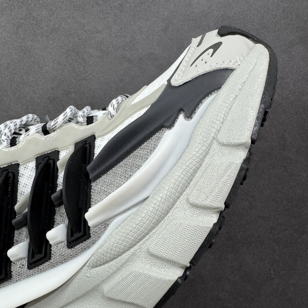  
【纯原】Pharrell x adidas Adistar Jellyfish 低帮复古风老爹鞋 a