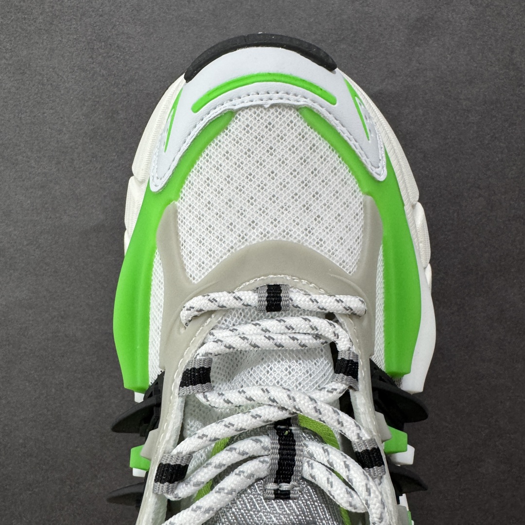  
【纯原】Pharrell x adidas Adistar Jellyfish 低帮复古风老爹鞋 a