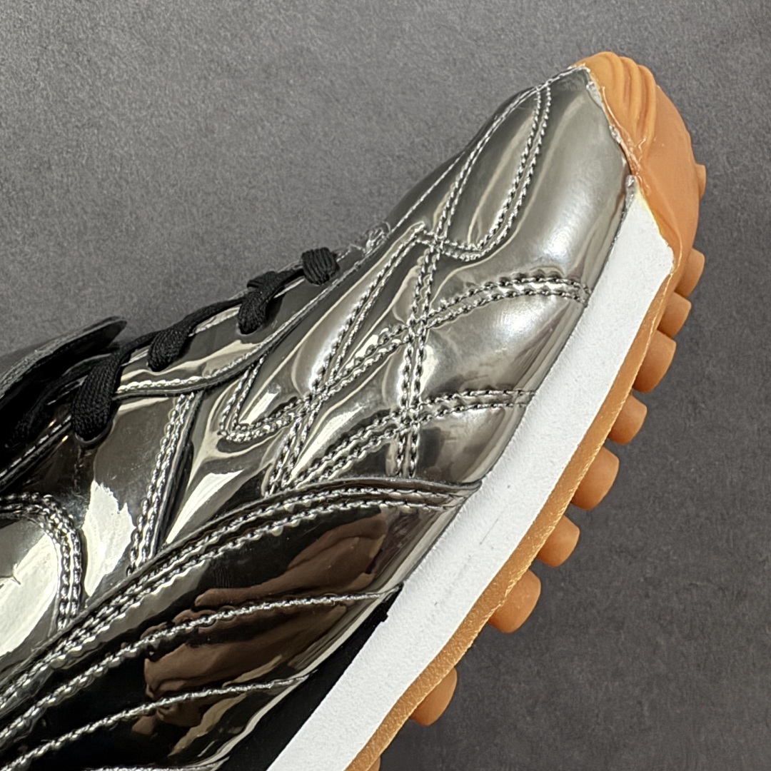 200 FENTY x PUMA Avanti 长舌鞋款 爆款上线 焕新诠释足球潮流时尚 398671-01
