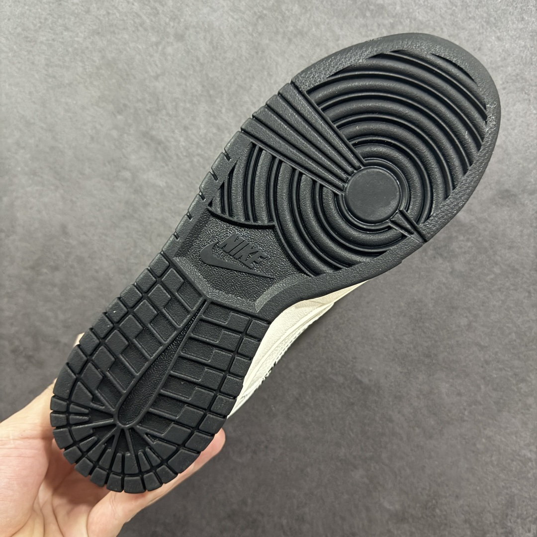  
【定制版】Nike SB Dunk Low 斯图西联名 米黑小双勾 高端定制 低帮休闲板鞋 HH75