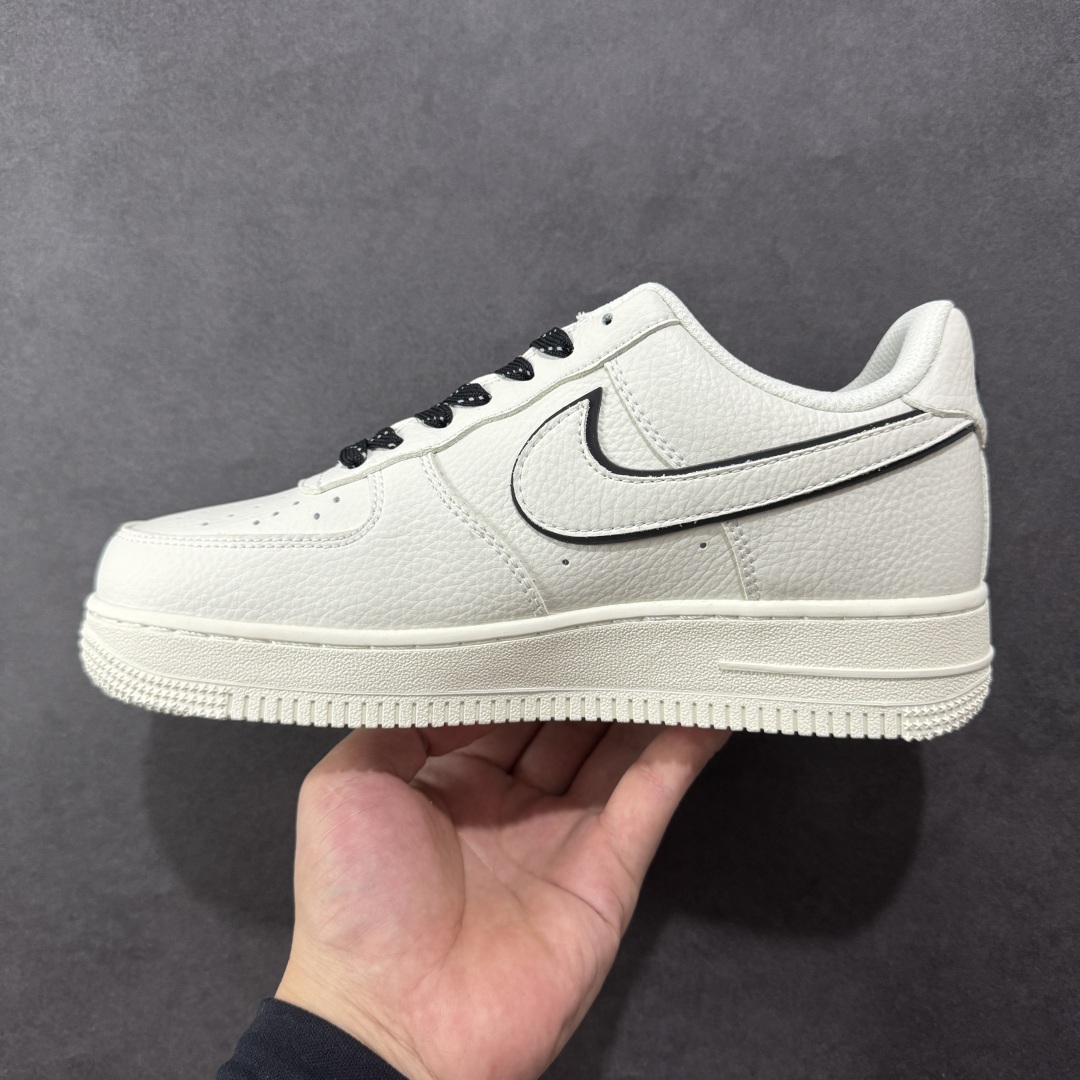  
【定制版】Nike Air Force 1'07 Low 联名 米黑边 空军一号低帮休闲板鞋 CS5